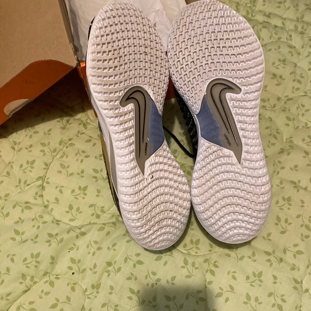 Womens Nike React Vapor